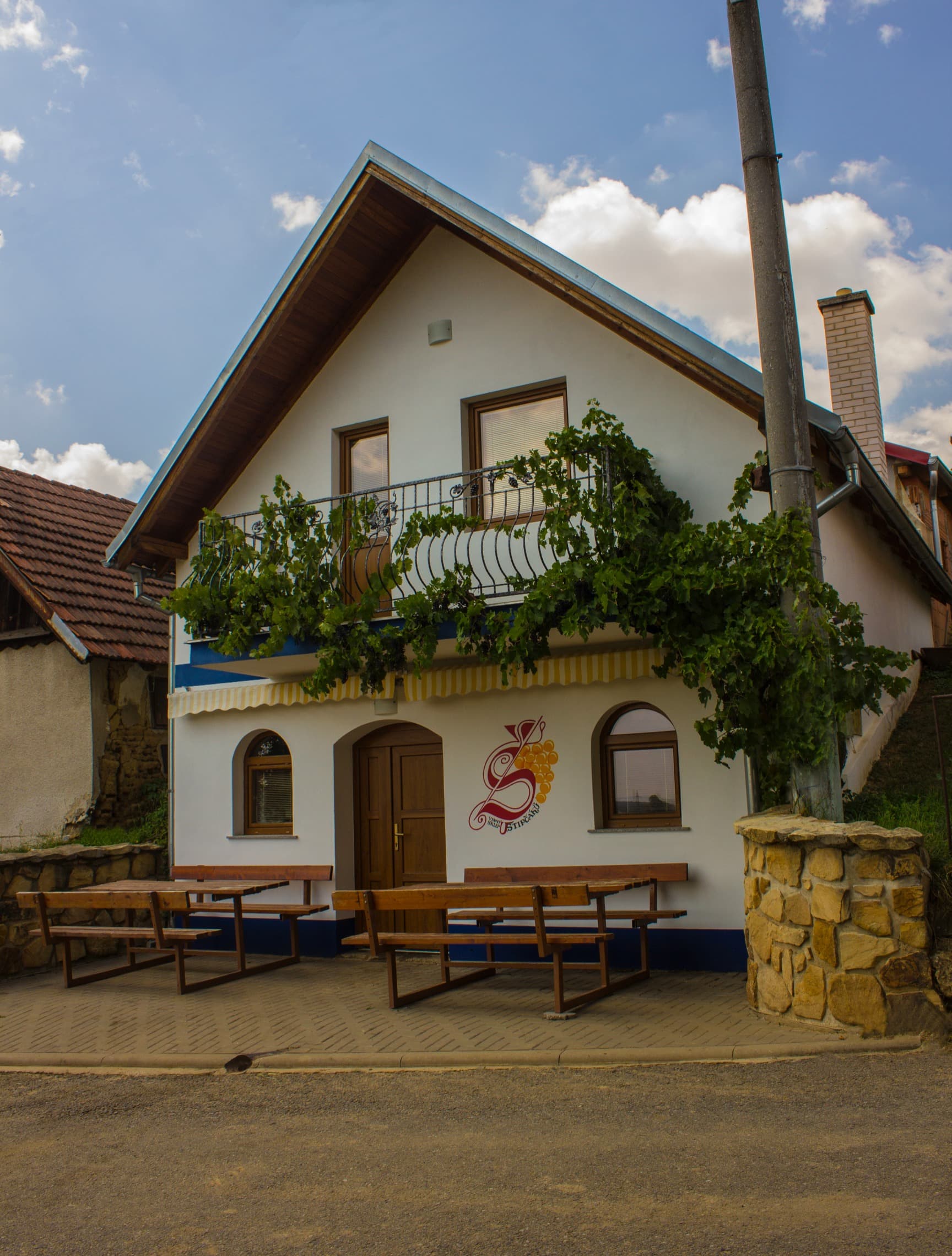 Vinný sklep s ubytováním u Štipčáků